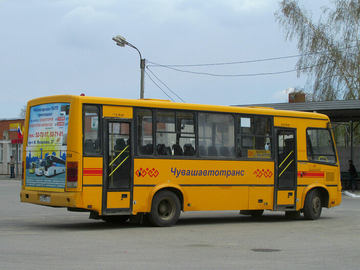 желтый автобус